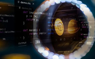 湘西 ,php声明和调用变量的符号是什么？